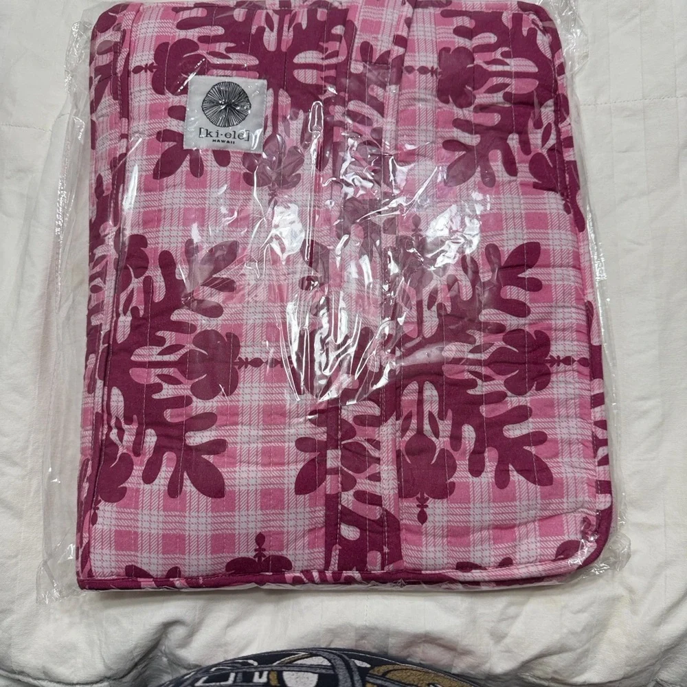 Kiele Palaka Pink Floral Tote Bag - Picture 5 of 5
